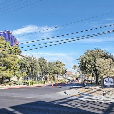 Condo Close To Strip And Raiders Stadium Лас-Вегас Экстерьер фото