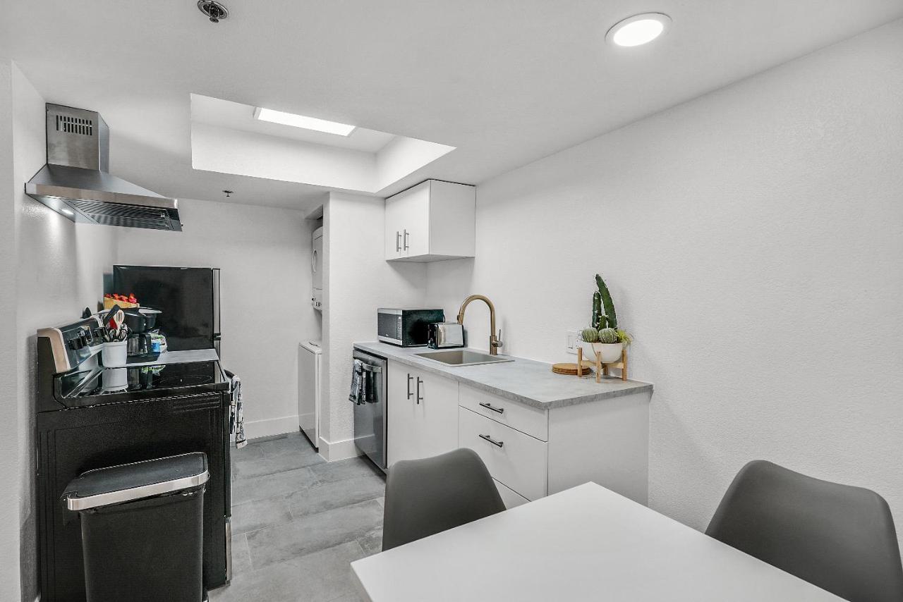 Condo Close To Strip And Raiders Stadium Лас-Вегас Экстерьер фото